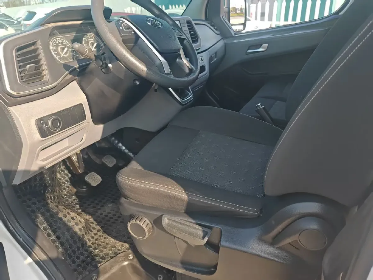 2024 JAC Sunray 2.0T 126HP L4 6MT,autocango,china used car exporter,china ev exporter,chinese used car exporter,chinese used ev exporter