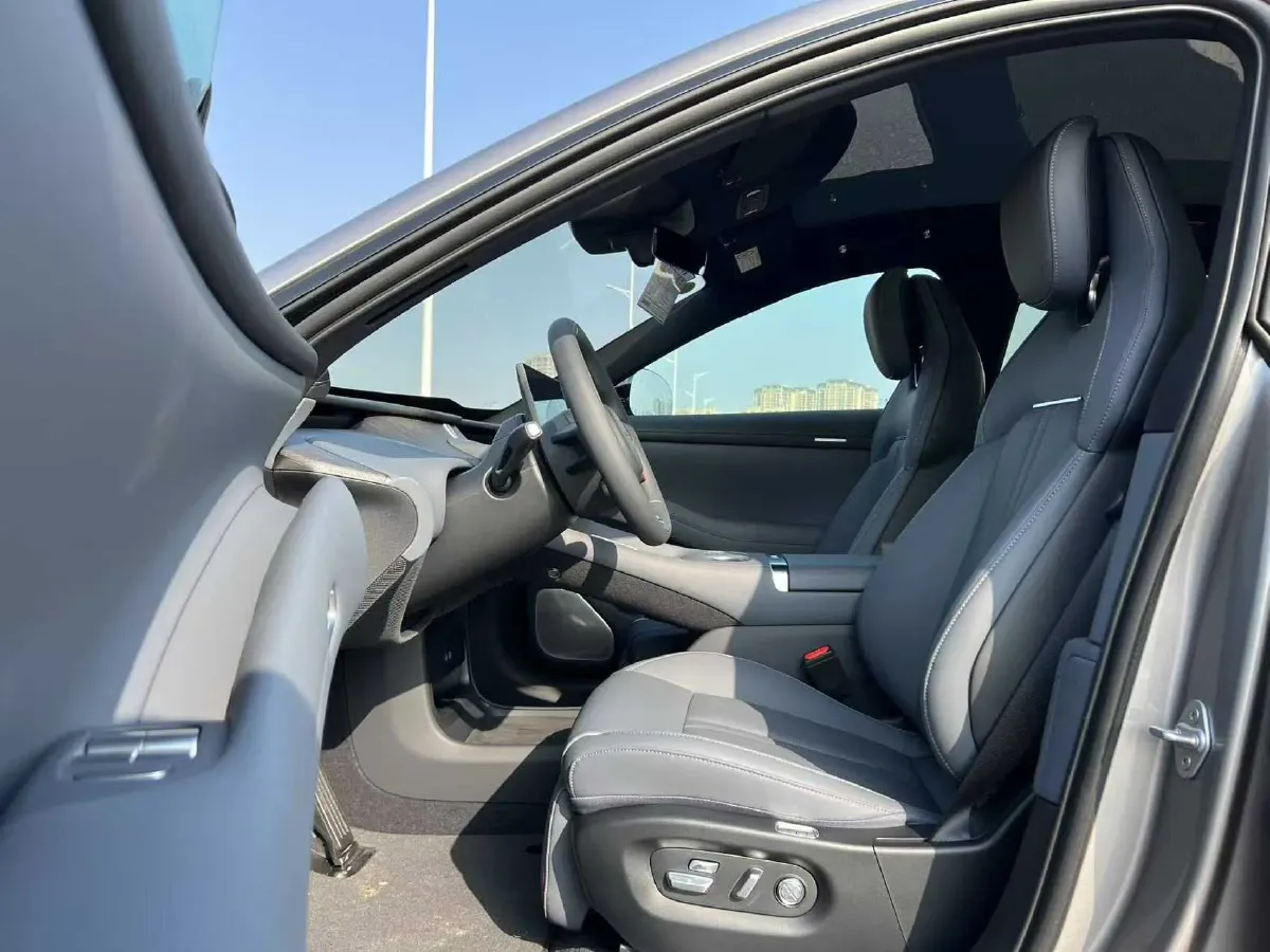 2025 MI YU7 BEV 96.3KWH,autocango,china used car exporter,china ev exporter,chinese used car exporter,chinese used ev exporter