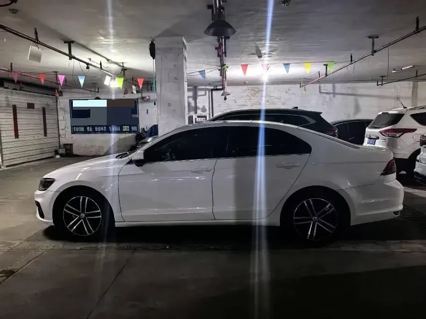 2019 Volkswagen Passat 1.4T 150HP L4 7DCT,autocango,china used car exporter,china ev exporter,chinese used car exporter,chinese used ev exporter