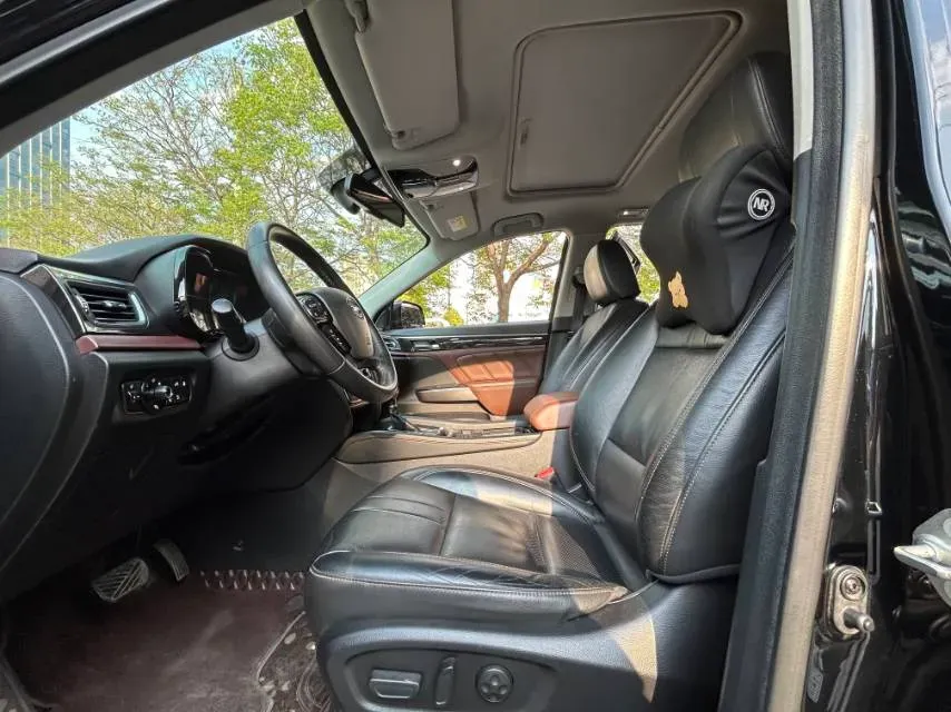 2017 GAC Trumpchi GS8 2.0T 201HP L4 6AT,autocango,china used car exporter,china ev exporter,chinese used car exporter,chinese used ev exporter