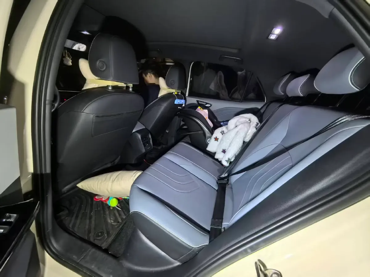 2025 Volkswagen ID.3 BEV 53.6KWH,autocango,china used car exporter,china ev exporter,chinese used car exporter,chinese used ev exporter