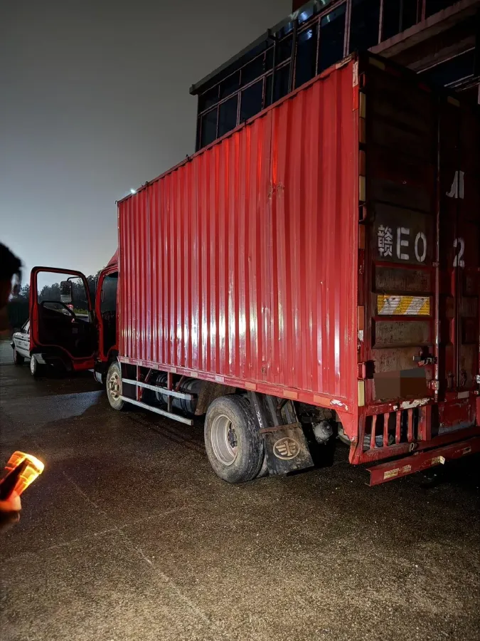 2019 FAW Liberation T90 1.5L 112HP L4 5MT,autocango,china used car exporter,china ev exporter,chinese used car exporter,chinese used ev exporter