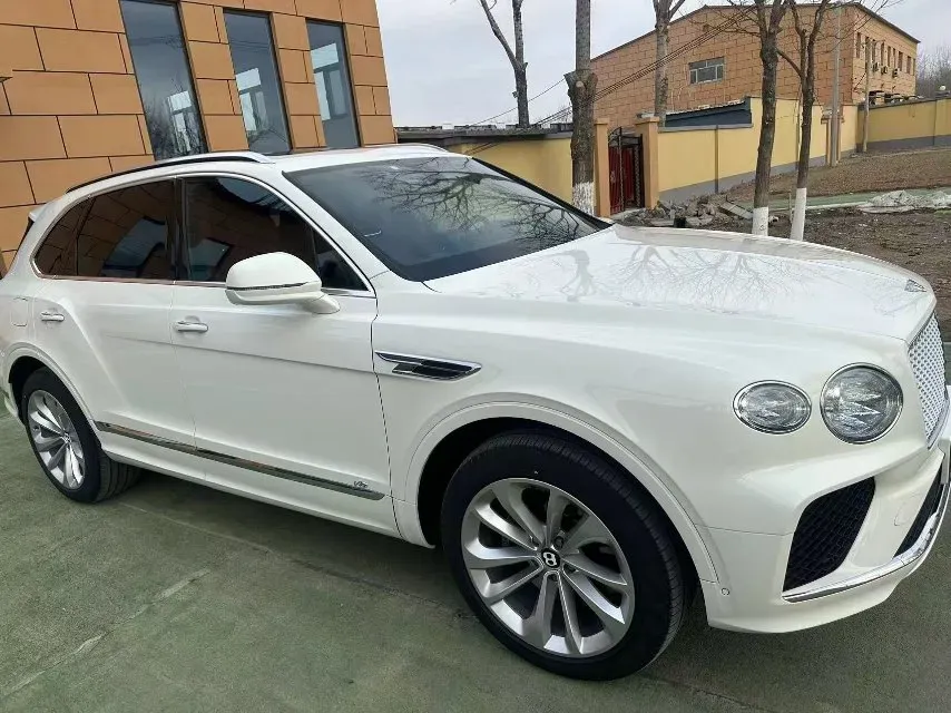 2021 Bentley Bentayga 4.0T 550HP V8 8AT,autocango,china used car exporter,china ev exporter,chinese used car exporter,chinese used ev exporter