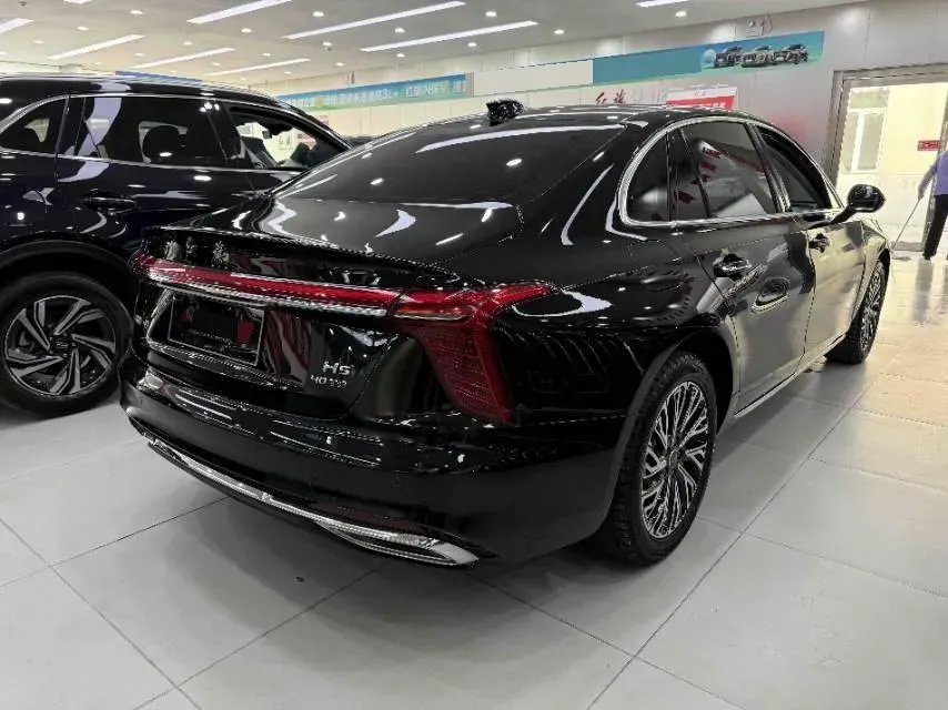 2025 HongQi H5 1.5T 169HP L4 1DHT Hybrid,autocango,china used car exporter,china ev exporter,chinese used car exporter,chinese used ev exporter