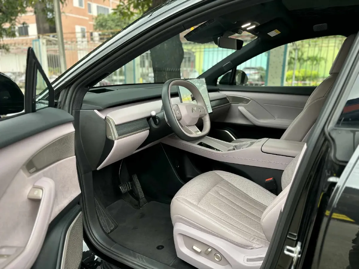 2024 ONVO L60 BEV 60KWH,autocango,china used car exporter,china ev exporter,chinese used car exporter,chinese used ev exporter