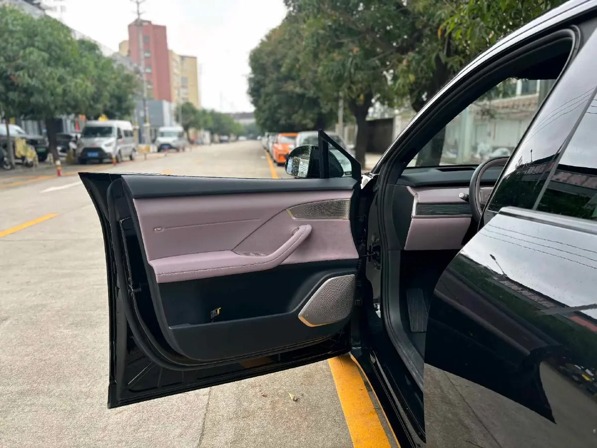 2024 ONVO L60 BEV 60KWH,autocango,china used car exporter,china ev exporter,chinese used car exporter,chinese used ev exporter