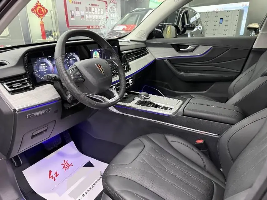 2025 HongQi HS5 2.0T 252HP L4 8AT,autocango,china used car exporter,china ev exporter,chinese used car exporter,chinese used ev exporter