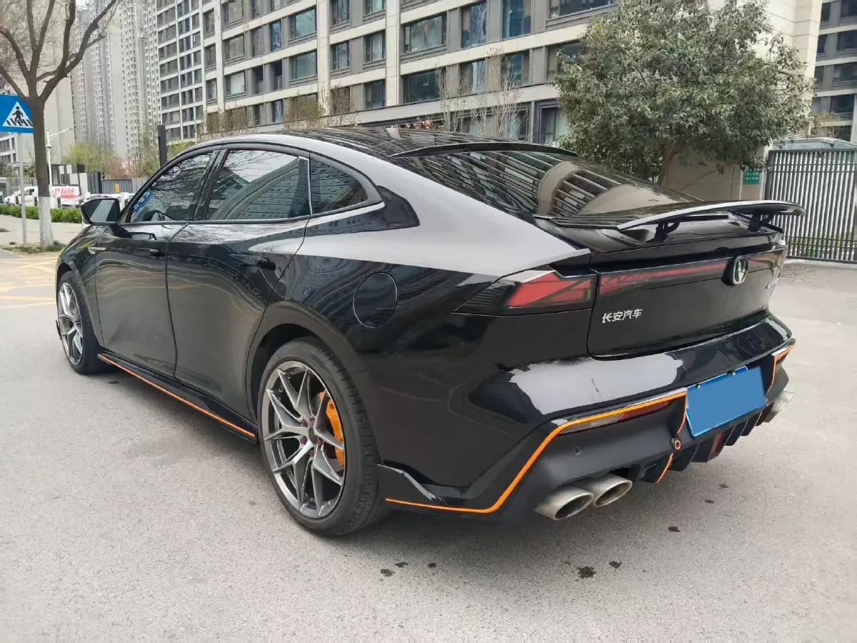 2022 ChangAn UNI-V 1.5T 188HP L4 7DCT,autocango,china used car exporter,china ev exporter,chinese used car exporter,chinese used ev exporter