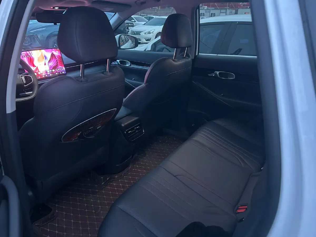 2024 LanDian E5 1.5L 110HP L4 E-CVT PHEV 17.52KWH,autocango,china used car exporter,china ev exporter,chinese used car exporter,chinese used ev exporter