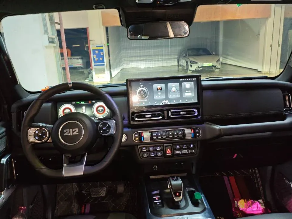 2024 212 212 T01 2.0T 252HP L4 8AT,autocango,china used car exporter,china ev exporter,chinese used car exporter,chinese used ev exporter