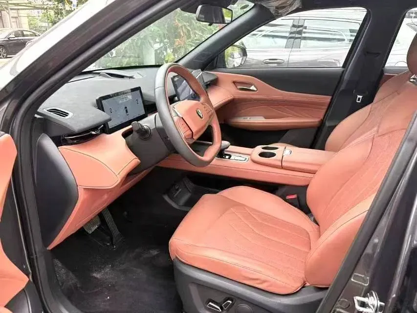 2024 ChangAn UNI-Z 1.5L 98HP L4 E-CVT PHEV 18.4KWH,autocango,china used car exporter,china ev exporter,chinese used car exporter,chinese used ev exporter