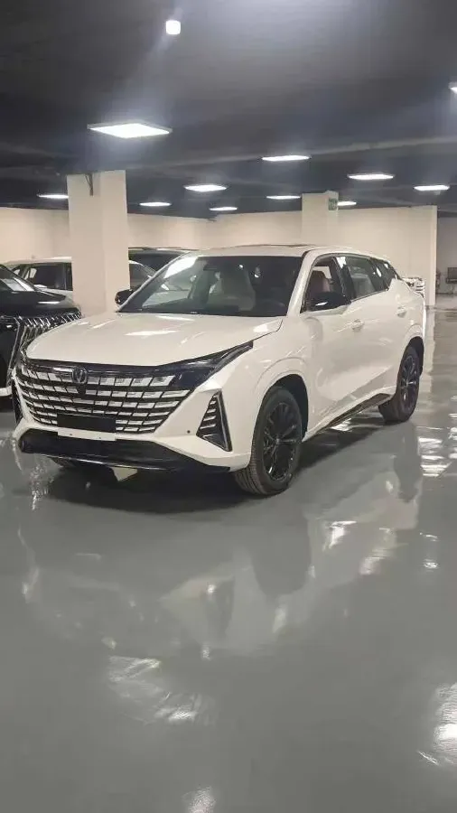 2024 ChangAn UNI-Z 1.5L 98HP L4 E-CVT PHEV 18.4KWH,autocango,china used car exporter,china ev exporter,chinese used car exporter,chinese used ev exporter