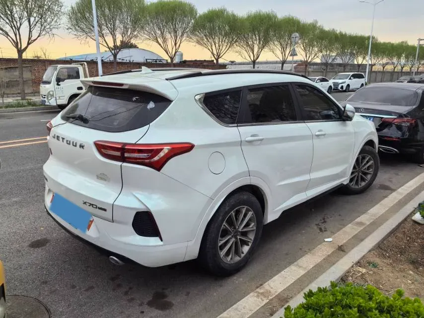 2020 Jetour X70 1.5T 156HP L4 6DCT,autocango,china used car exporter,china ev exporter,chinese used car exporter,chinese used ev exporter