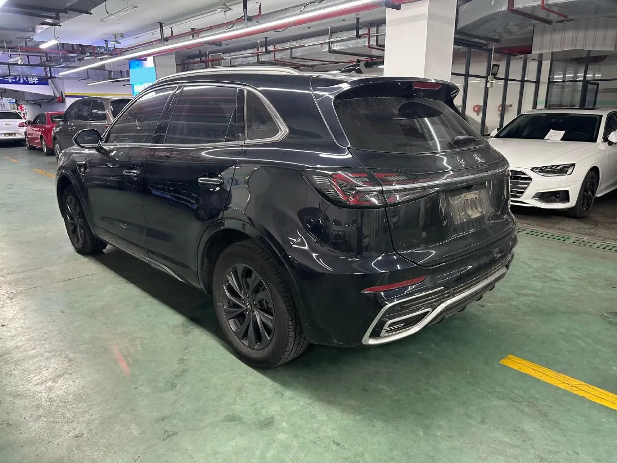 2023 HongQi HS5 2.0T 252HP L4 8AT,autocango,china used car exporter,china ev exporter,chinese used car exporter,chinese used ev exporter