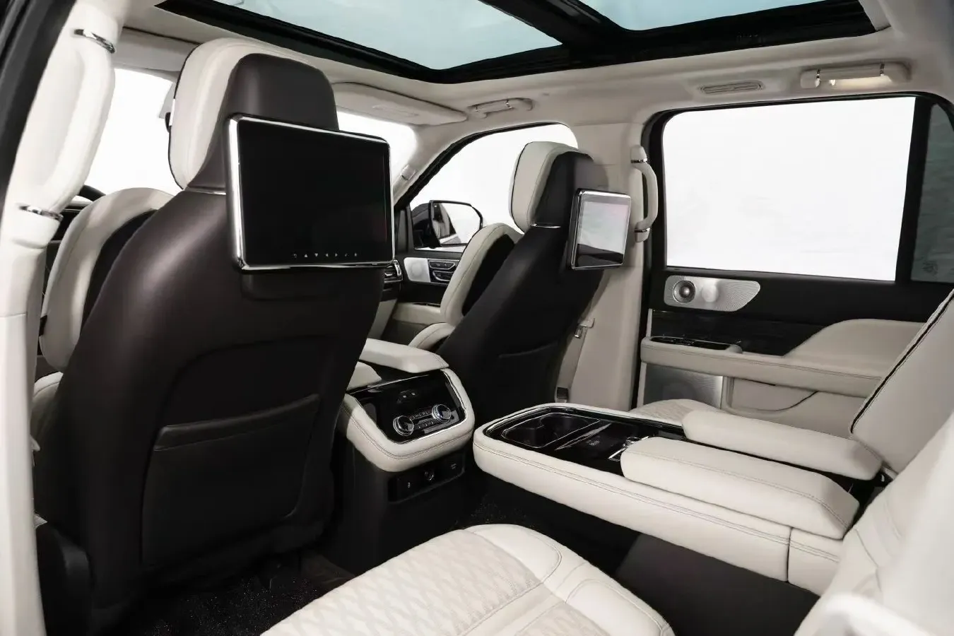 2018 Mercedes-Benz GLS Class 3.0T 333HP V6 9AT,autocango,china used car exporter,china ev exporter,chinese used car exporter,chinese used ev exporter