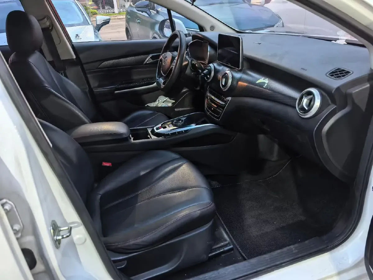 2018 BeiJing Auto EU5 BEV 53.66KWH,autocango,china used car exporter,china ev exporter,chinese used car exporter,chinese used ev exporter