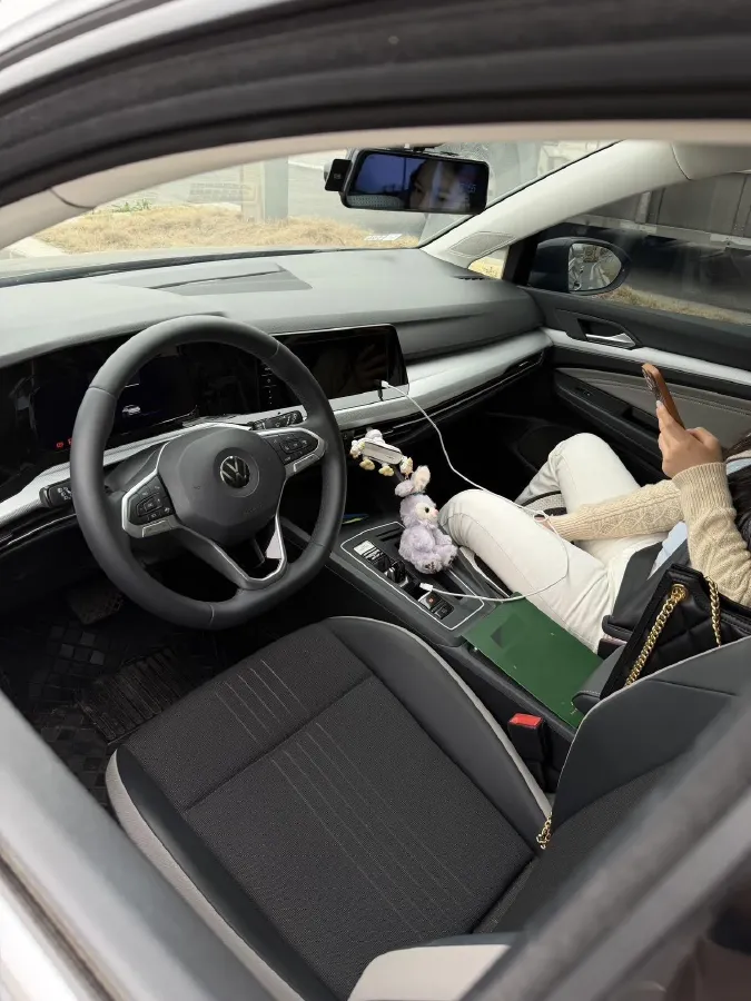 2021 Volkswagen Golf 1.4T 150HP L4 7DCT,autocango,china used car exporter,china ev exporter,chinese used car exporter,chinese used ev exporter