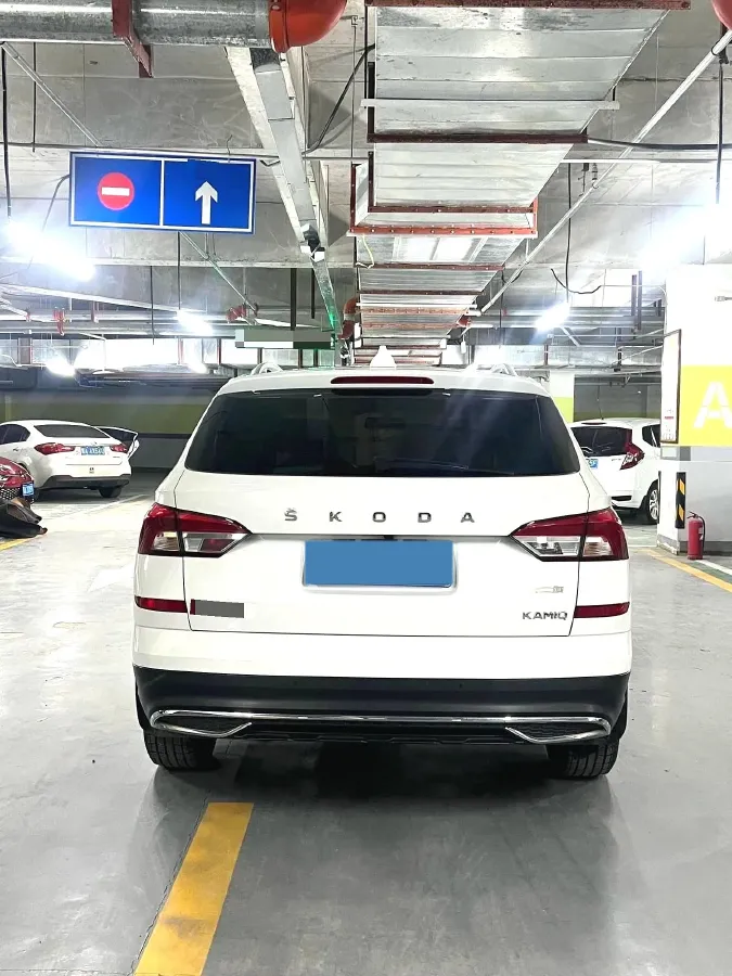 2022 Skoda Kamiq 1.5L 112HP L4 6AT,autocango,china used car exporter,china ev exporter,chinese used car exporter,chinese used ev exporter