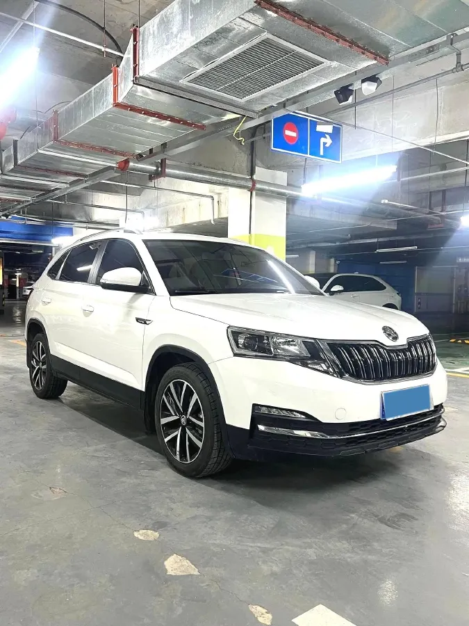 2022 Skoda Kamiq 1.5L 112HP L4 6AT,autocango,china used car exporter,china ev exporter,chinese used car exporter,chinese used ev exporter