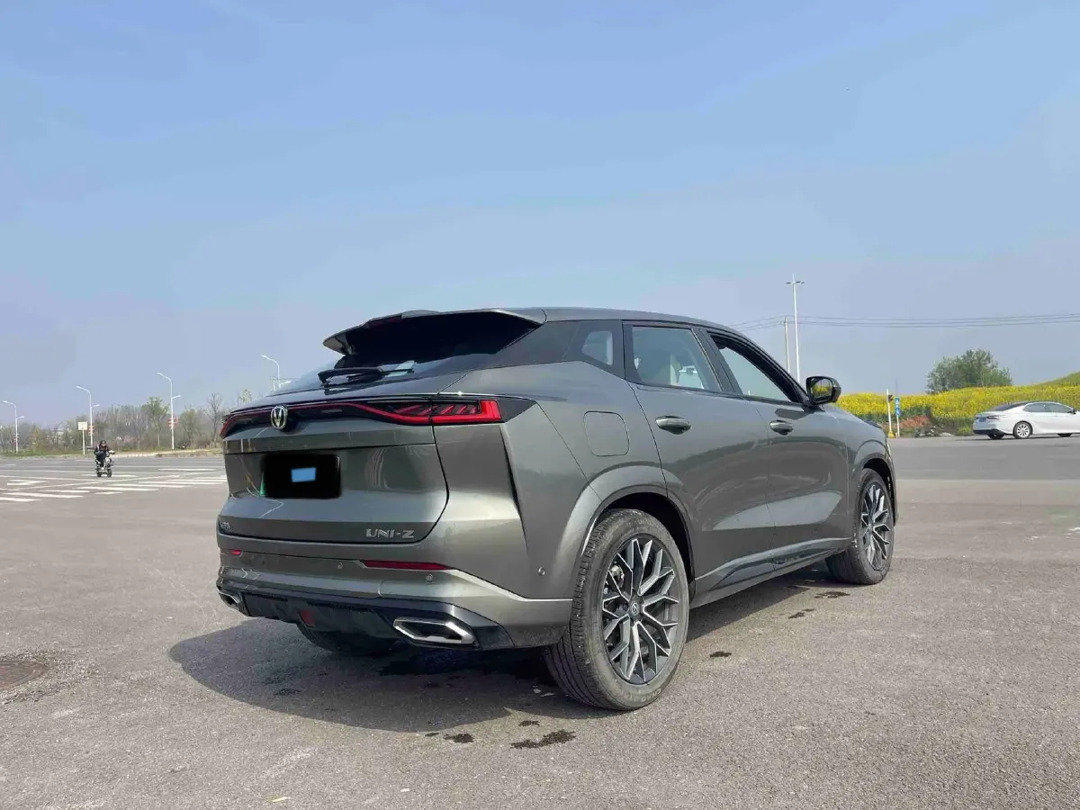 2024 ChangAn UNI-Z 1.5L 98HP L4 E-CVT PHEV 18.4KWH,autocango,china used car exporter,china ev exporter,chinese used car exporter,chinese used ev exporter