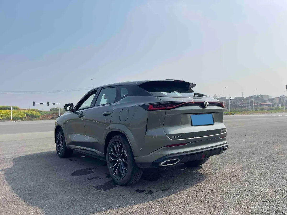 2024 ChangAn UNI-Z 1.5L 98HP L4 E-CVT PHEV 18.4KWH,autocango,china used car exporter,china ev exporter,chinese used car exporter,chinese used ev exporter