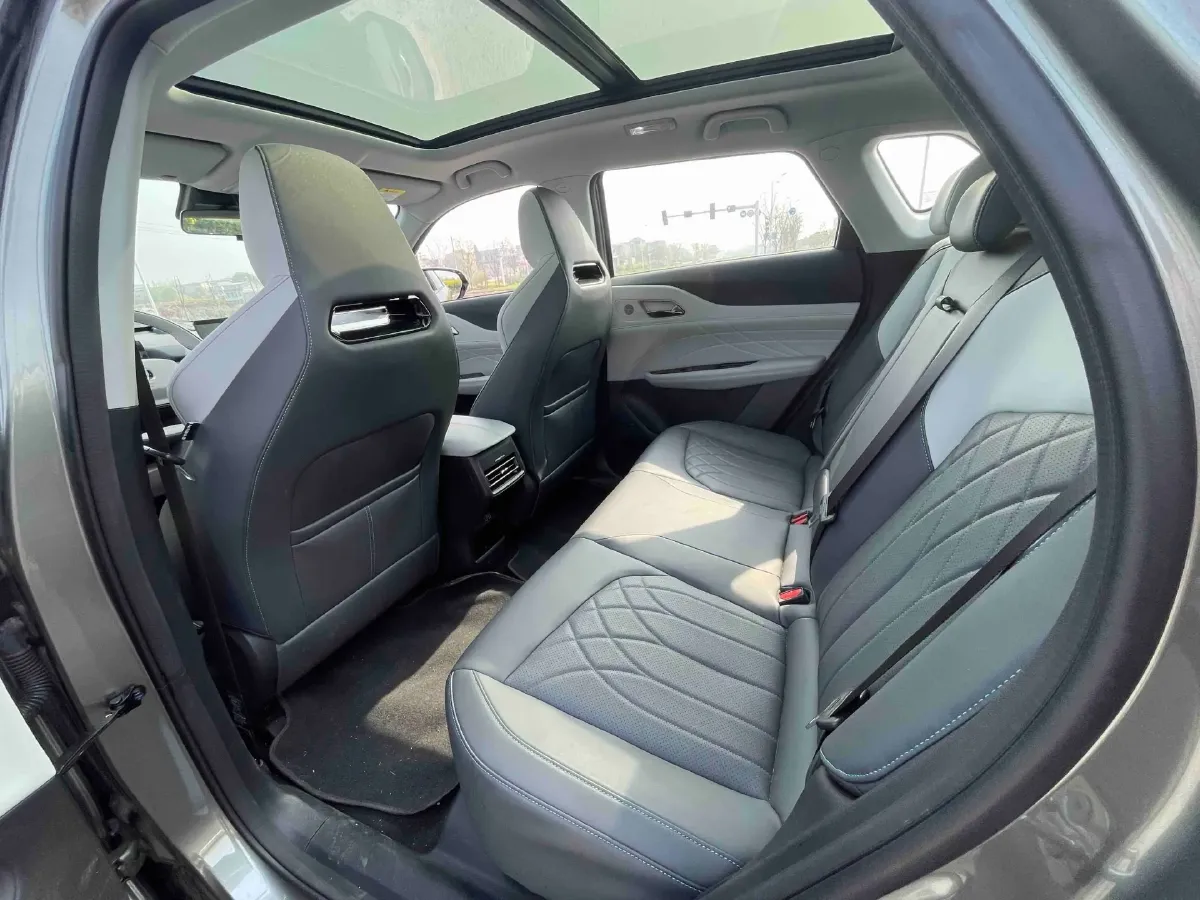 2024 ChangAn UNI-Z 1.5L 98HP L4 E-CVT PHEV 18.4KWH,autocango,china used car exporter,china ev exporter,chinese used car exporter,chinese used ev exporter