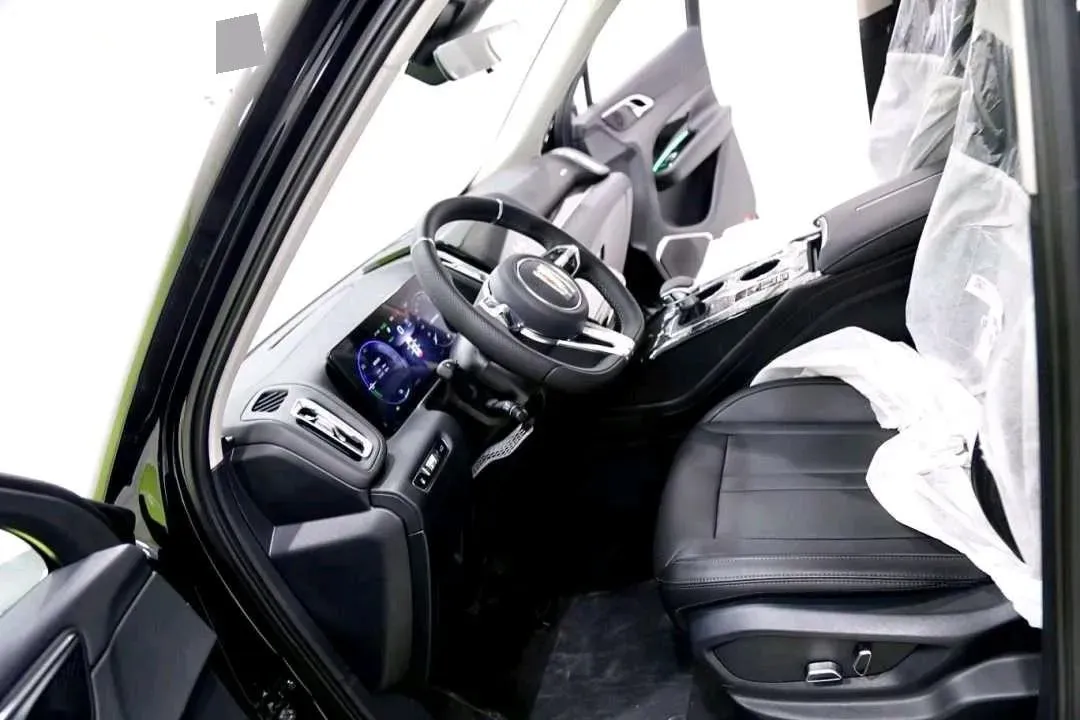 2024 HongQi HS3 1.5T 169HP L4 1DHT PHEV 18.4KWH,autocango,china used car exporter,china ev exporter,chinese used car exporter,chinese used ev exporter