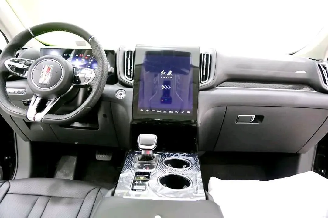 2024 HongQi HS3 1.5T 169HP L4 1DHT PHEV 18.4KWH,autocango,china used car exporter,china ev exporter,chinese used car exporter,chinese used ev exporter