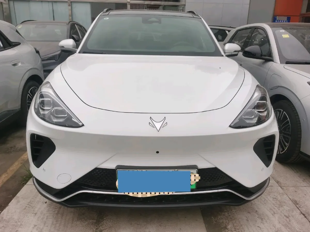 2025 ARCFOX αT6 BEV,autocango,china used car exporter,china ev exporter,chinese used car exporter,chinese used ev exporter