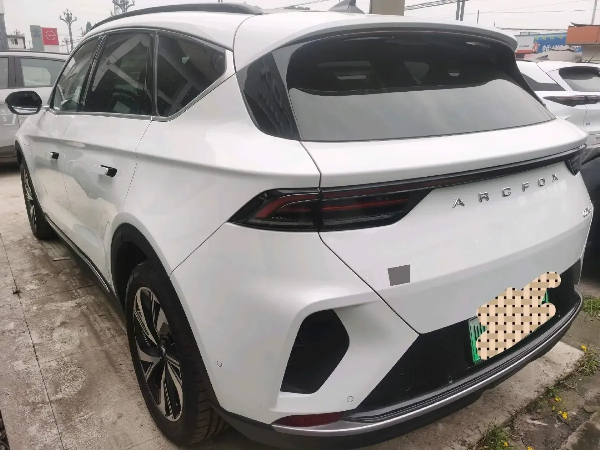 2025 ARCFOX αT6 BEV,autocango,china used car exporter,china ev exporter,chinese used car exporter,chinese used ev exporter