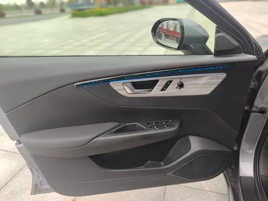 2024 HongQi E-QM5 BEV 72KWH,autocango,china used car exporter,china ev exporter,chinese used car exporter,chinese used ev exporter