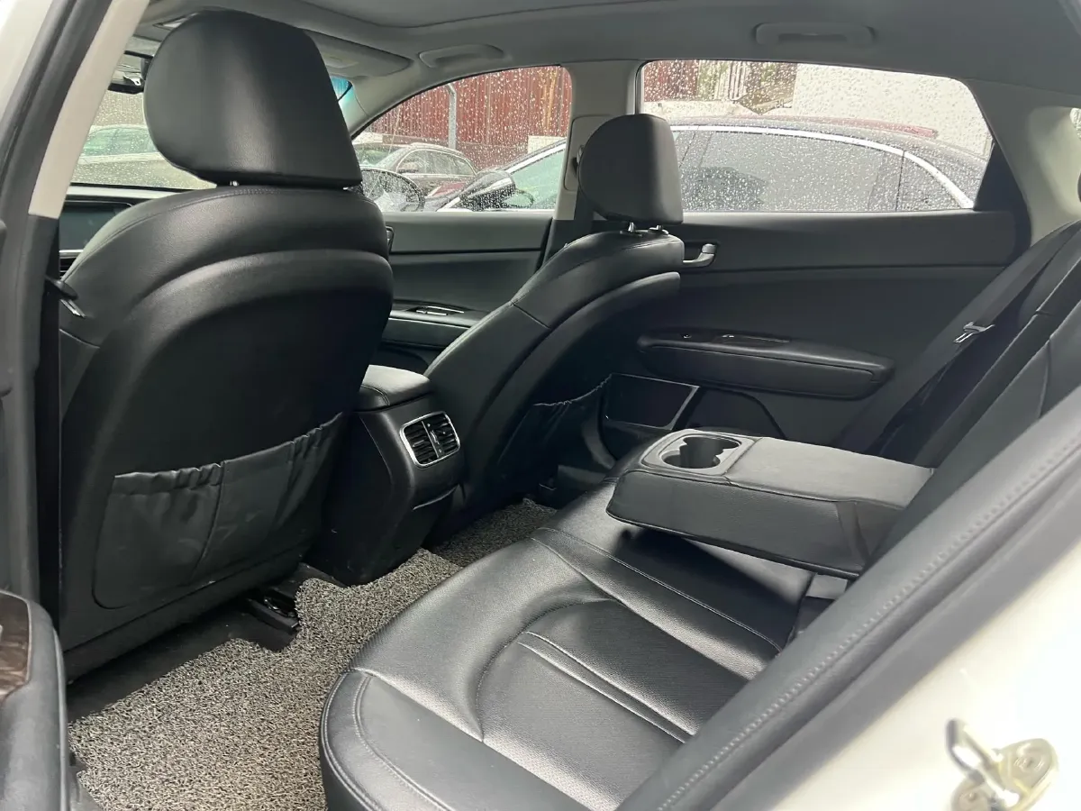 2016 Kia K5 1.6T 180HP L4 7DCT,autocango,china used car exporter,china ev exporter,chinese used car exporter,chinese used ev exporter