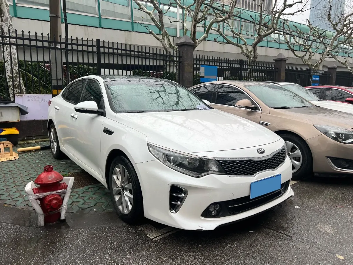 2016 Kia K5 1.6T 180HP L4 7DCT,autocango,china used car exporter,china ev exporter,chinese used car exporter,chinese used ev exporter