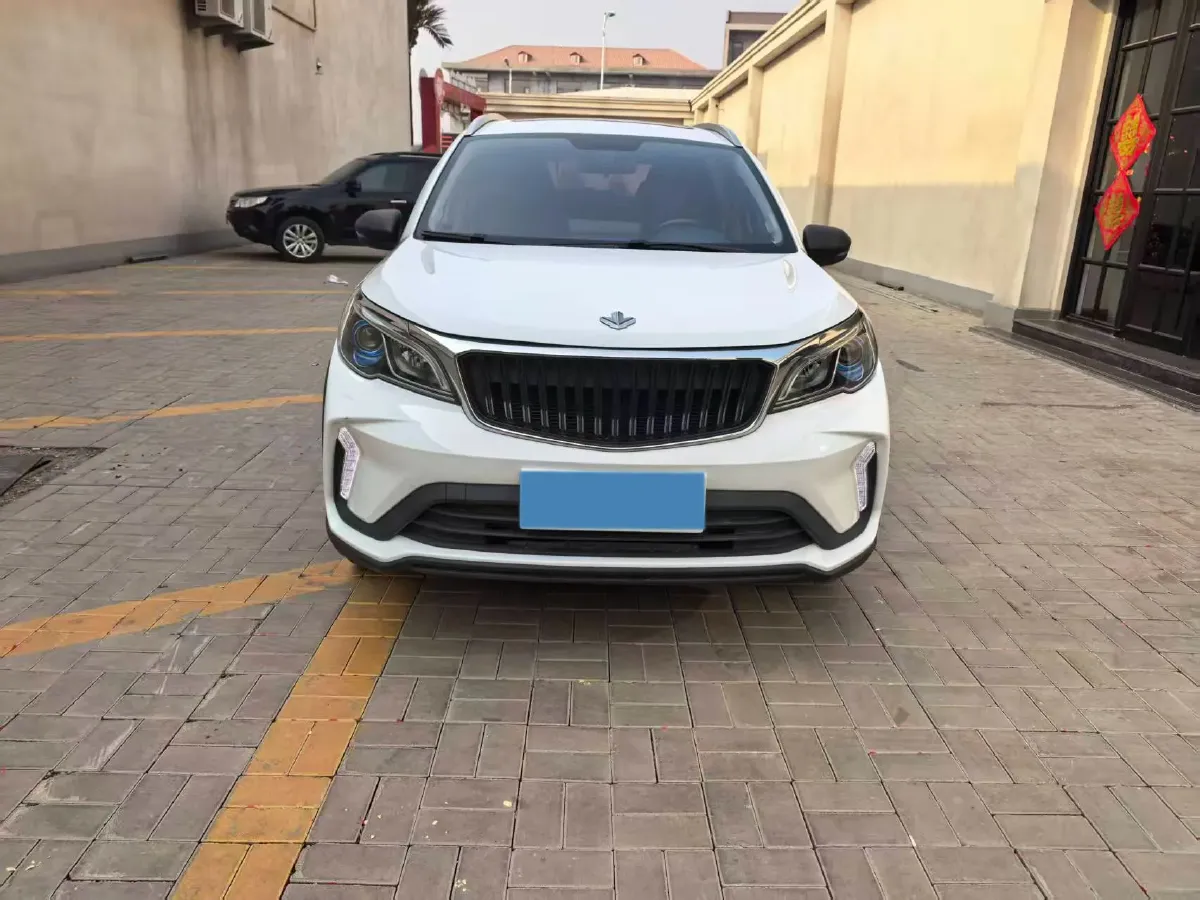 2022 Livan X3 PRO 1.5L 113HP L4 CVT,autocango,china used car exporter,china ev exporter,chinese used car exporter,chinese used ev exporter