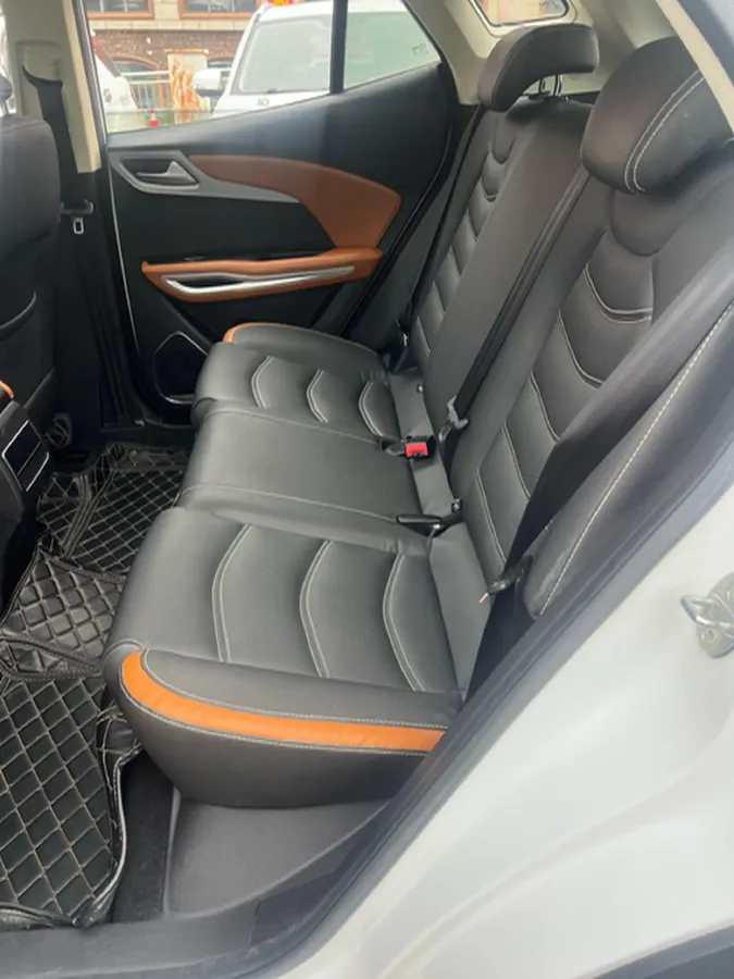 2017 Zotye T300 1.5L 112HP L4 5MT,autocango,china used car exporter,china ev exporter,chinese used car exporter,chinese used ev exporter