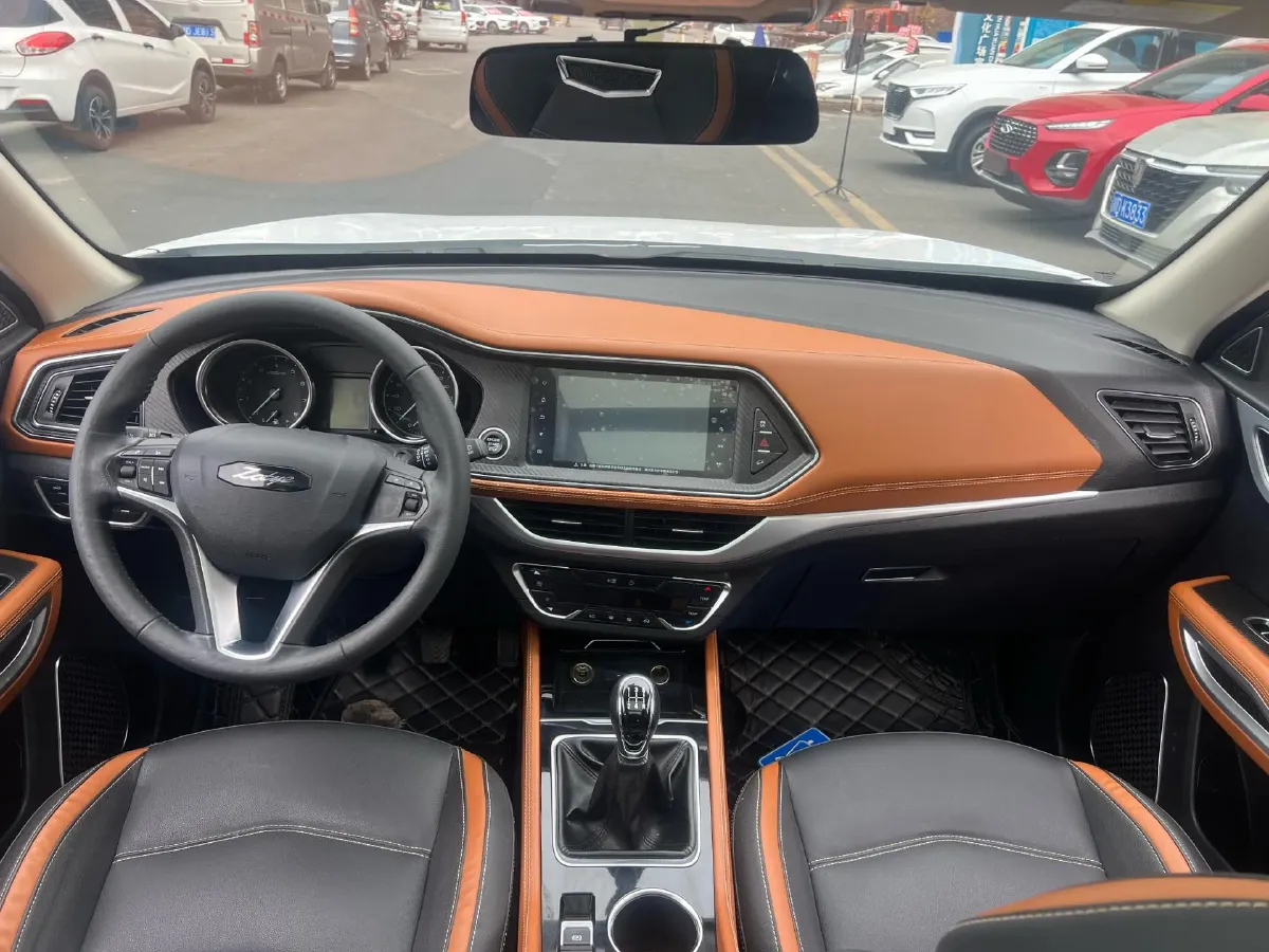 2017 Zotye T300 1.5L 112HP L4 5MT,autocango,china used car exporter,china ev exporter,chinese used car exporter,chinese used ev exporter