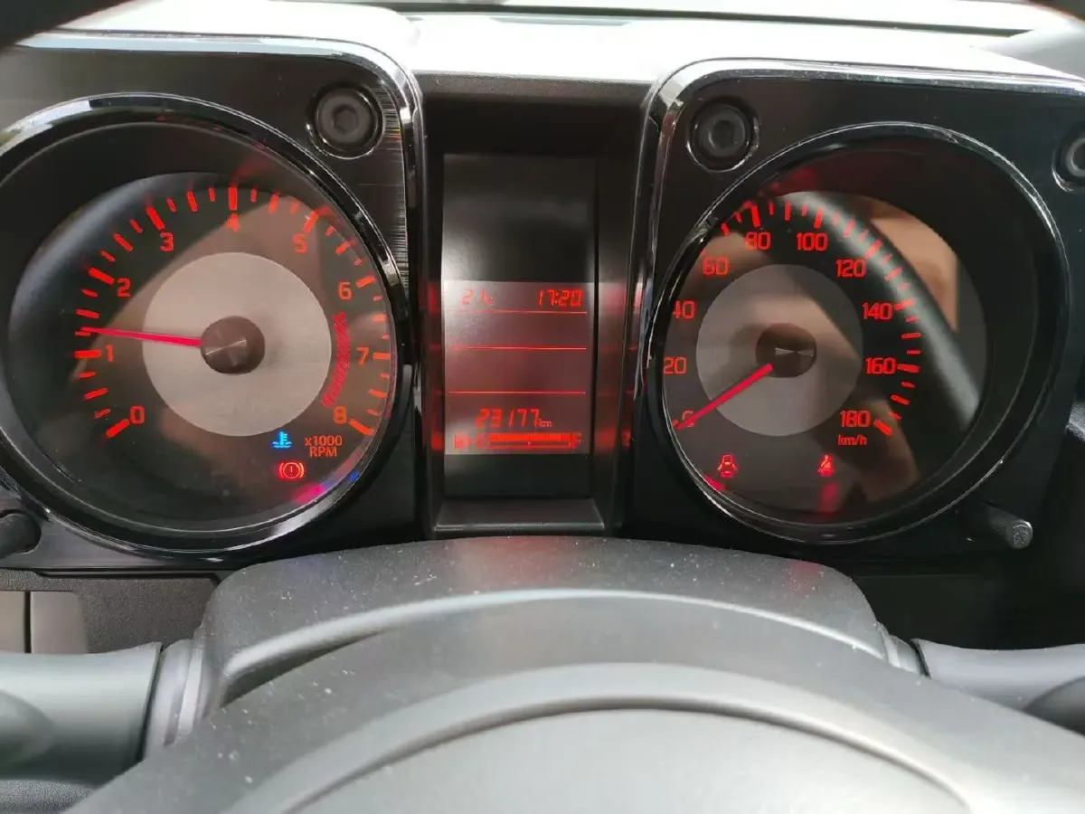 2025 Geely Coolray 1.5L 126HP L4 5MT,autocango,china used car exporter,china ev exporter,chinese used car exporter,chinese used ev exporter