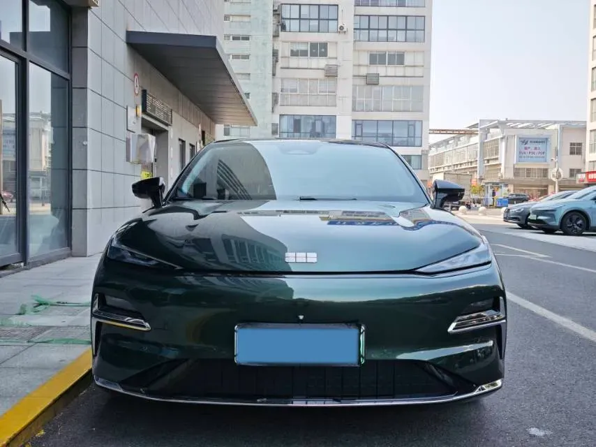 2025 Geely Galaxy Starshine 8 1.5L 112HP L4 1DHT PHEV,autocango,china used car exporter,china ev exporter,chinese used car exporter,chinese used ev exporter