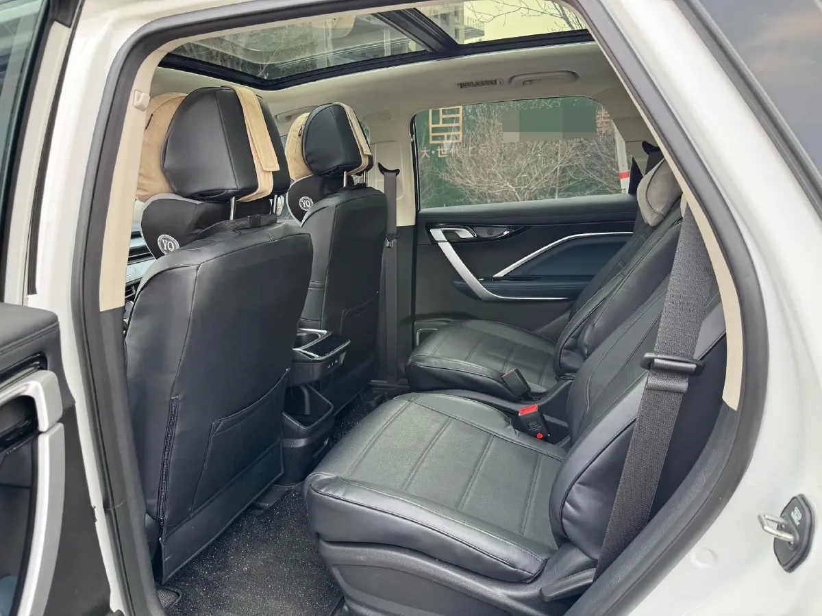 2025 Geely JiaJi 1.5T 181HP L4 7DCT,autocango,china used car exporter,china ev exporter,chinese used car exporter,chinese used ev exporter