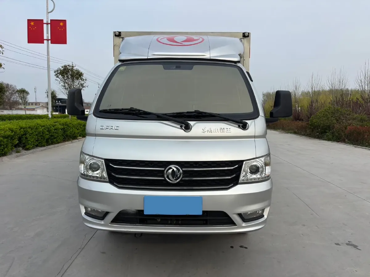 2022 DongFeng Fengon Fengon 500 1.5L 116HP L4 5MT,autocango,china used car exporter,china ev exporter,chinese used car exporter,chinese used ev exporter