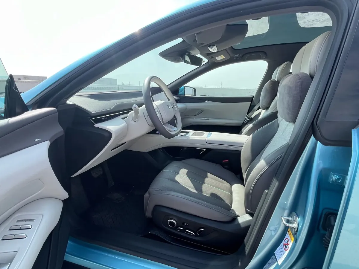 2024 Deepal L07 1.5L 98HP L4 REEV 28.39KWH,autocango,china used car exporter,china ev exporter,chinese used car exporter,chinese used ev exporter