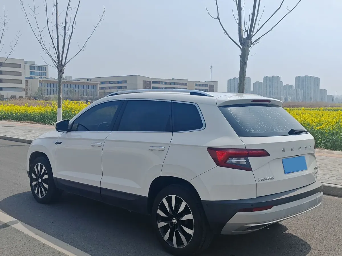 2019 Skoda Karoq 1.4T 150HP L4 7DCT,autocango,china used car exporter,china ev exporter,chinese used car exporter,chinese used ev exporter