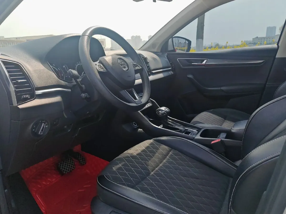 2019 Skoda Karoq 1.4T 150HP L4 7DCT,autocango,china used car exporter,china ev exporter,chinese used car exporter,chinese used ev exporter