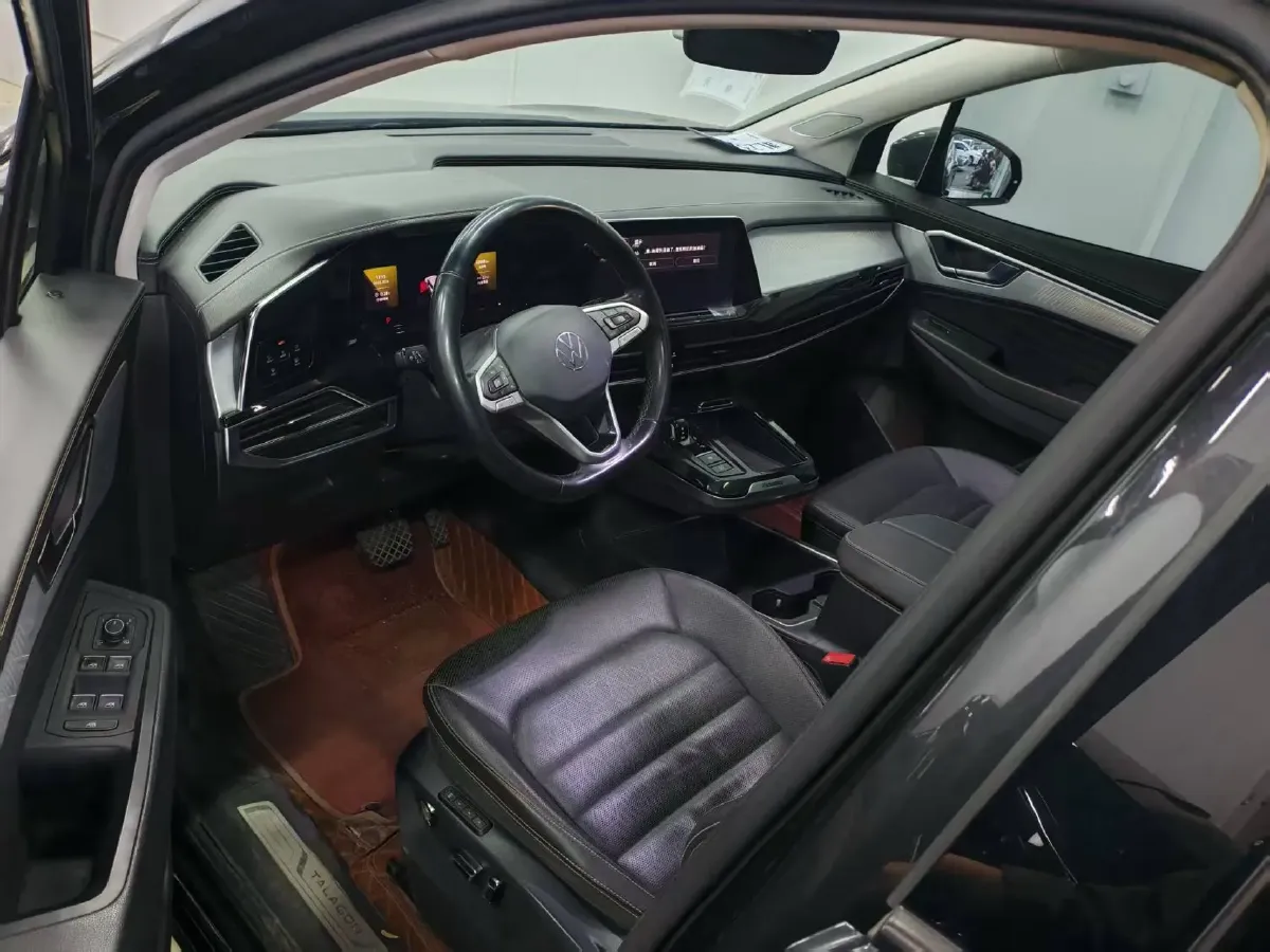 2024 Volkswagen Talagon 2.0T 220HP L4 7DCT,autocango,china used car exporter,china ev exporter,chinese used car exporter,chinese used ev exporter