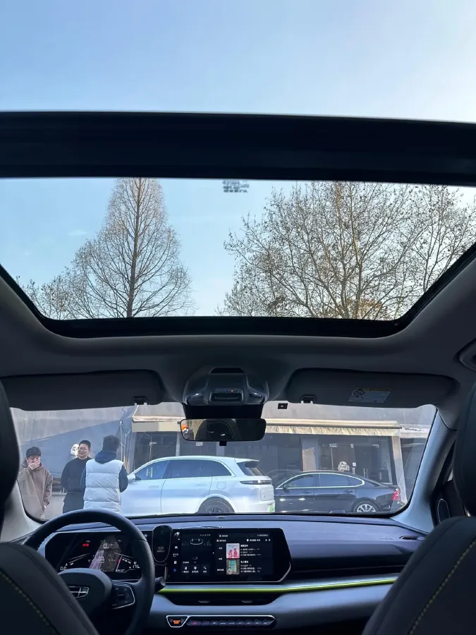 2023 Geely Coolray 1.5T 181HP L4 7DCT,autocango,china used car exporter,china ev exporter,chinese used car exporter,chinese used ev exporter