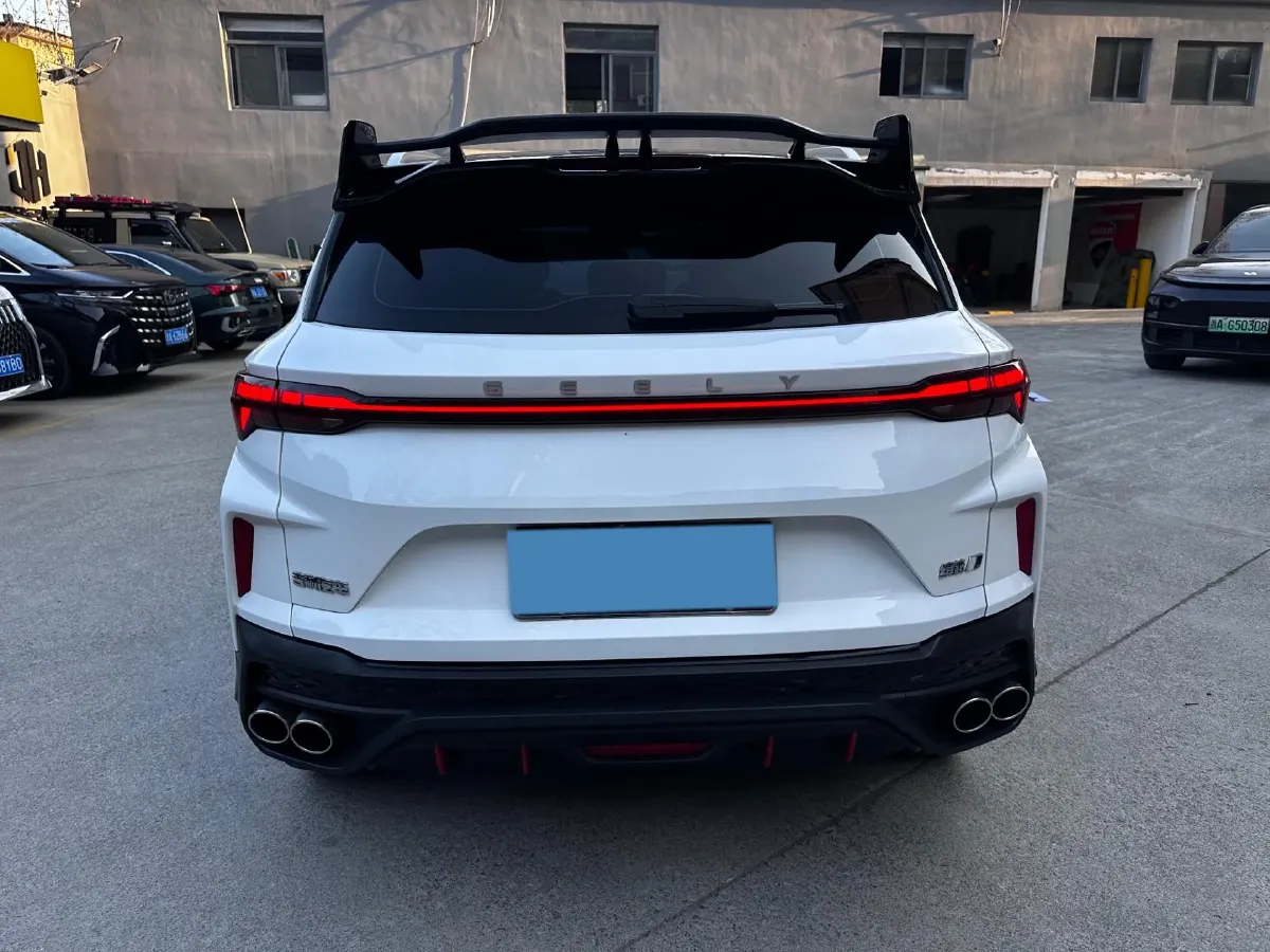 2023 Geely Coolray 1.5T 181HP L4 7DCT,autocango,china used car exporter,china ev exporter,chinese used car exporter,chinese used ev exporter