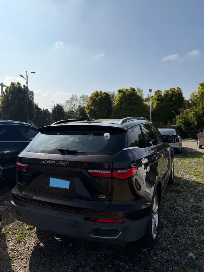 2017 Zotye T700 1.8T 177HP L4 6DCT,autocango,china used car exporter,china ev exporter,chinese used car exporter,chinese used ev exporter