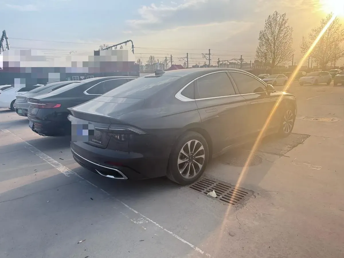 2024 Lincoln Z 2.0T 261HP L4 8AT,autocango,china used car exporter,china ev exporter,chinese used car exporter,chinese used ev exporter