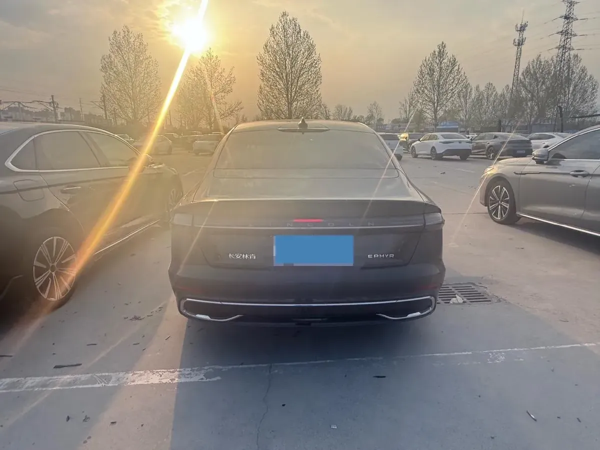 2024 Lincoln Z 2.0T 261HP L4 8AT,autocango,china used car exporter,china ev exporter,chinese used car exporter,chinese used ev exporter