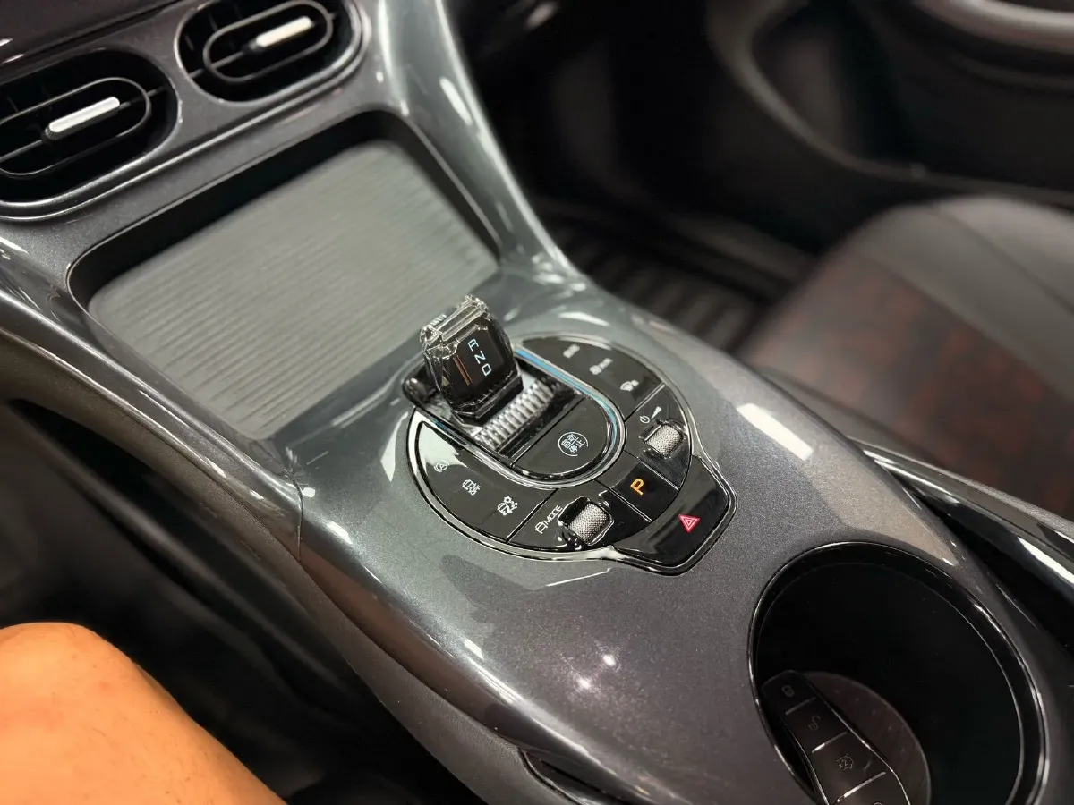 2023 BYD e2 BEV 43.2KWH,autocango,china used car exporter,china ev exporter,chinese used car exporter,chinese used ev exporter